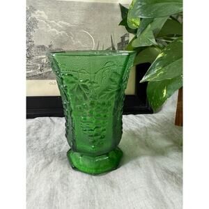 Vintage Anchor Hocking Emerald Green Glass Vase